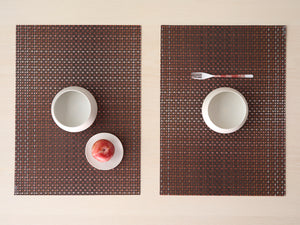 Parade Placemat in Raisin