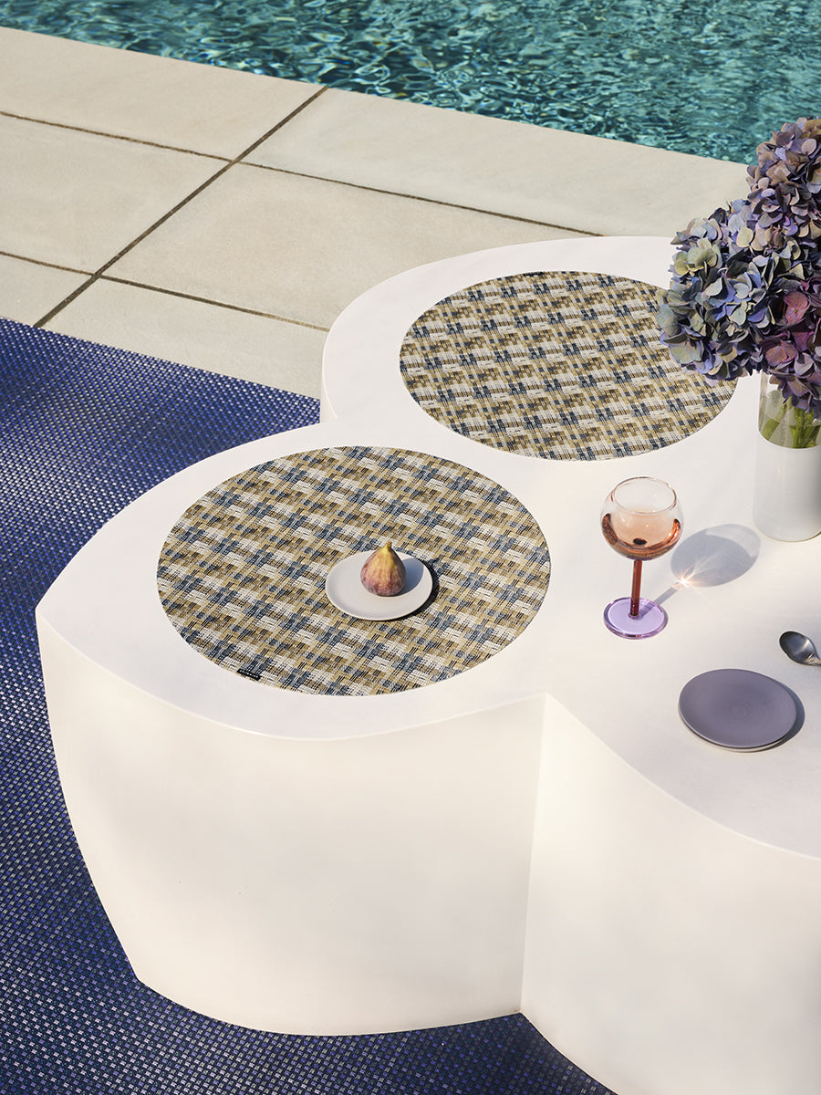 Fable Round Placemat in Coast