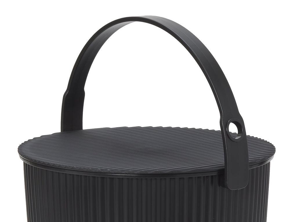 Hachiman Bucket Extra Large in Black