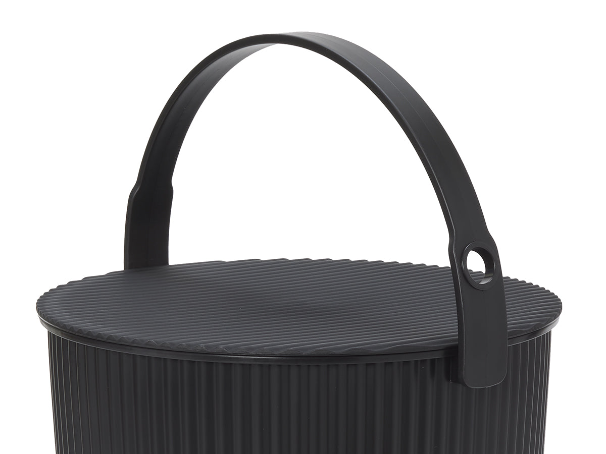 Hachiman Bucket Extra Large in Black