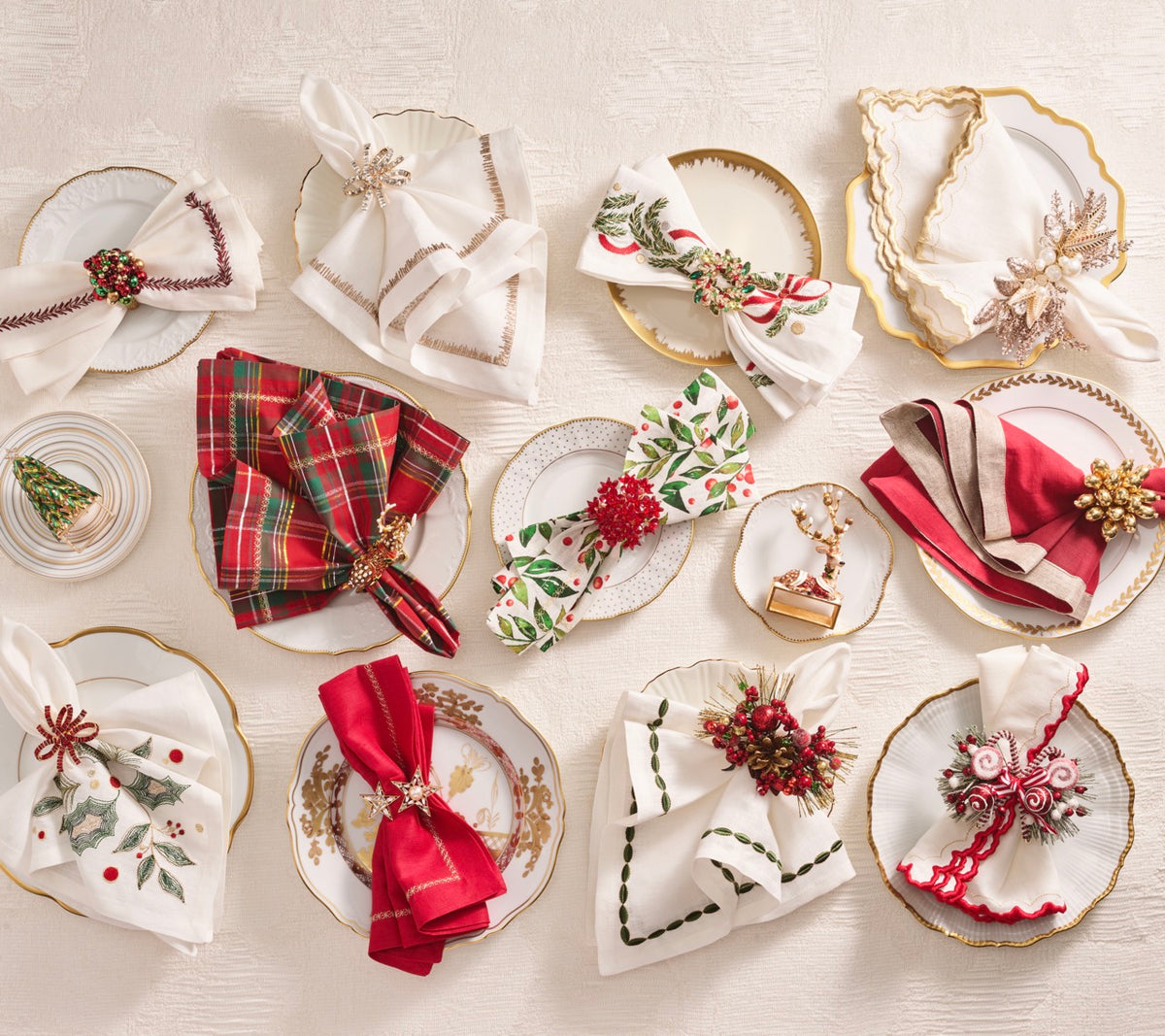 Arches Napkin in White, Red & Gold, Set of 4