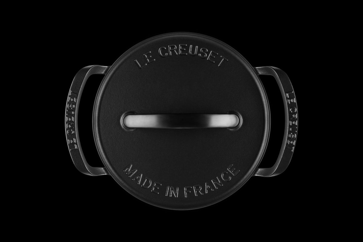Alpine Outdoor 4.25 qt. Round Dutch Oven in Matte Black