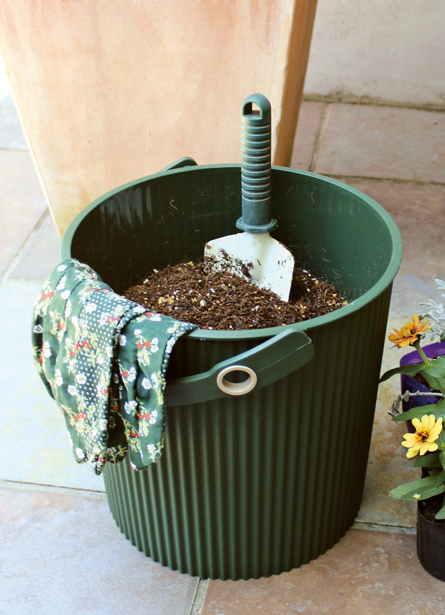 Hachiman Bucket Large in Garden Green