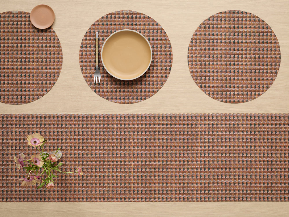 Crane Round Placemat in Raspberry