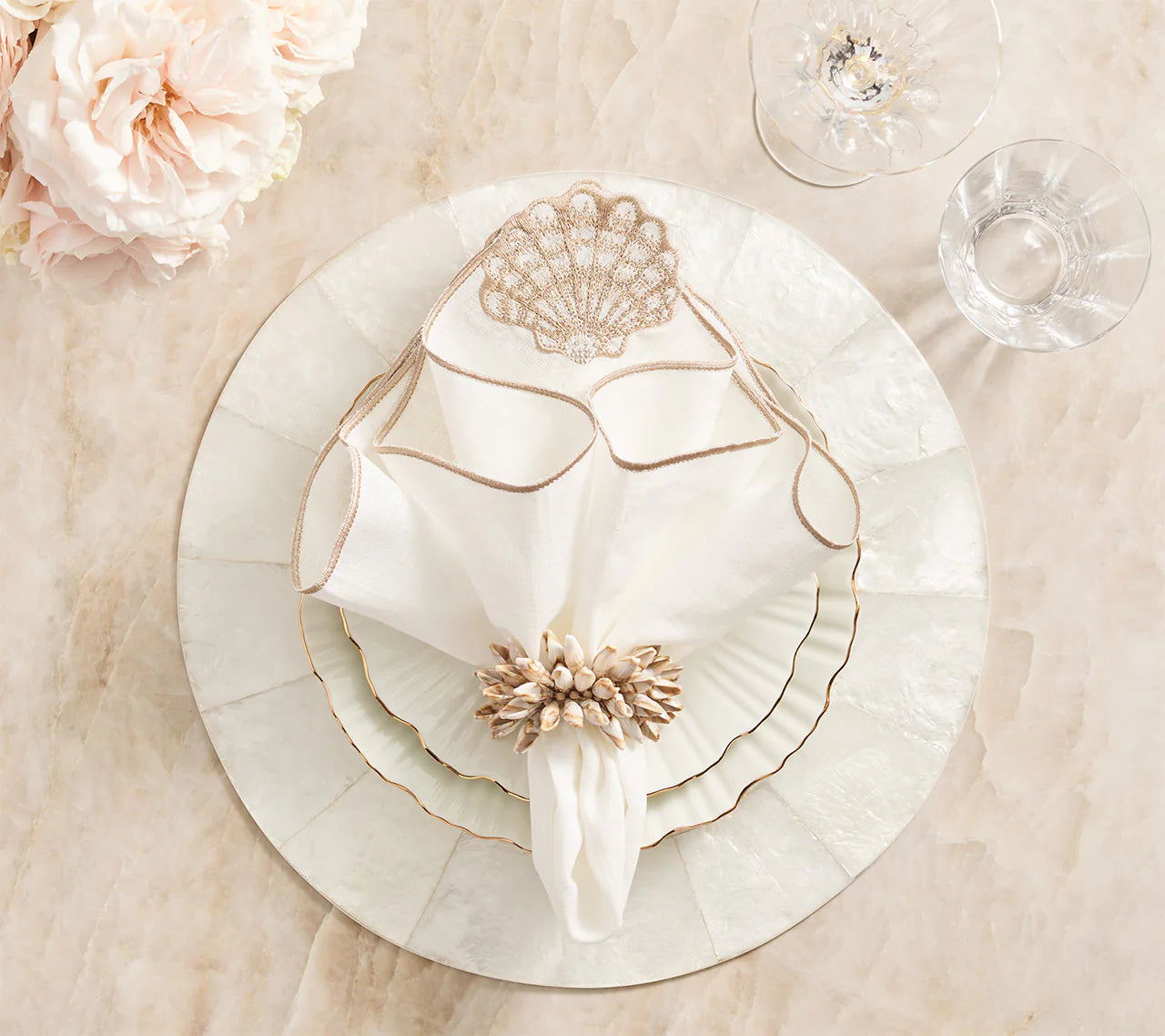 Shell Fringe Napkin Ring in Ivory & Brown, Set of 4