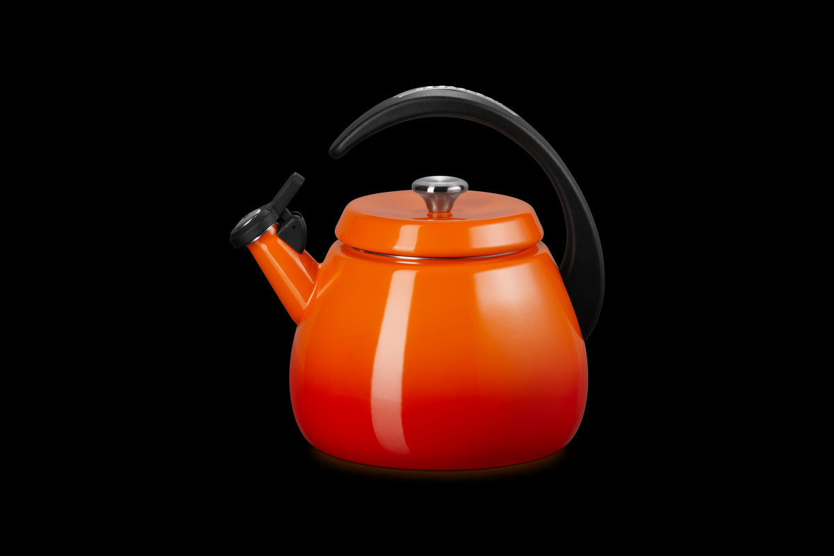 Cloche Kettle in Flame