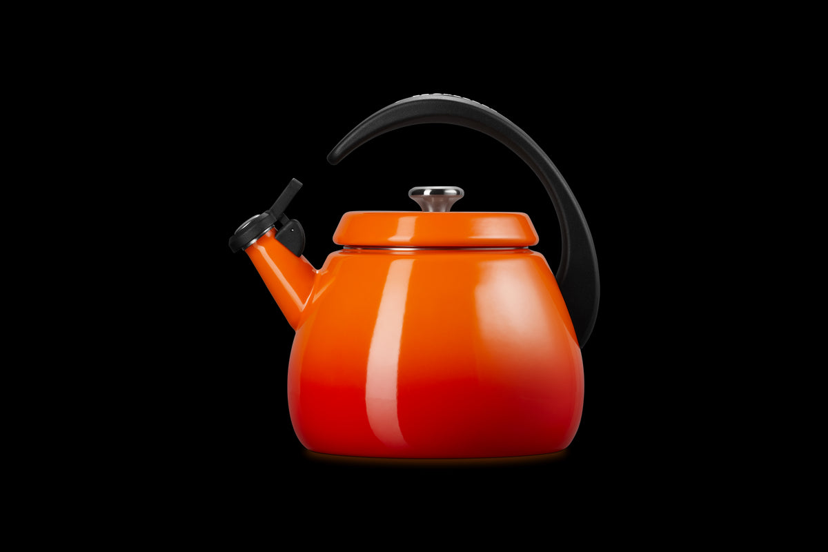 Cloche Kettle in Flame