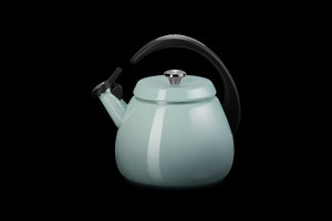 Cloche Kettle in Sea Salt