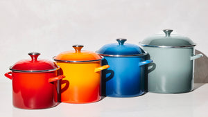6 qt. Stockpot in Cerise