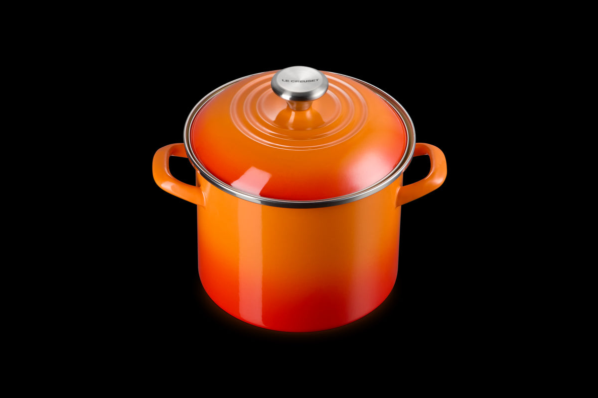6 qt. Stockpot in Flame