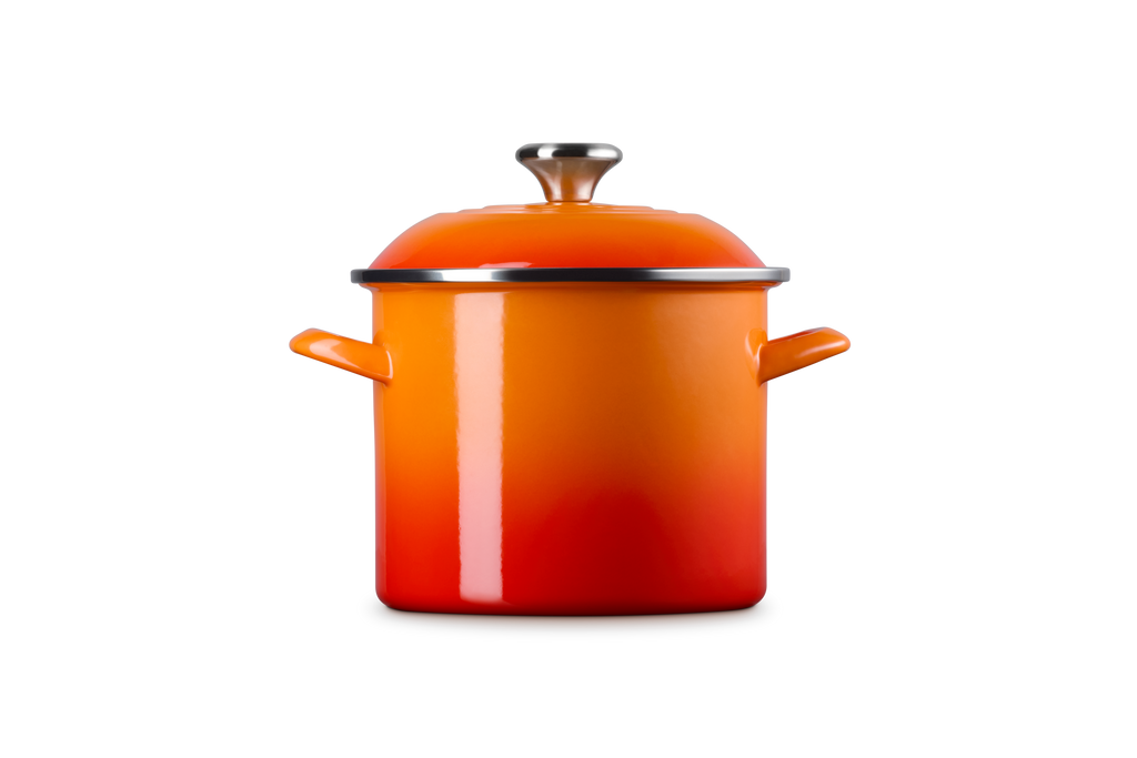 6 qt. Stockpot in Flame