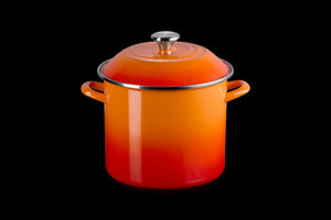 10 qt.Stockpot in Flame