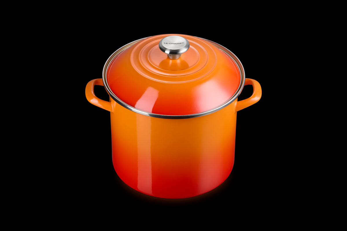 10 qt.Stockpot in Flame