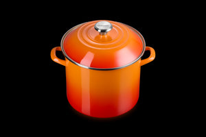10 qt.Stockpot in Flame