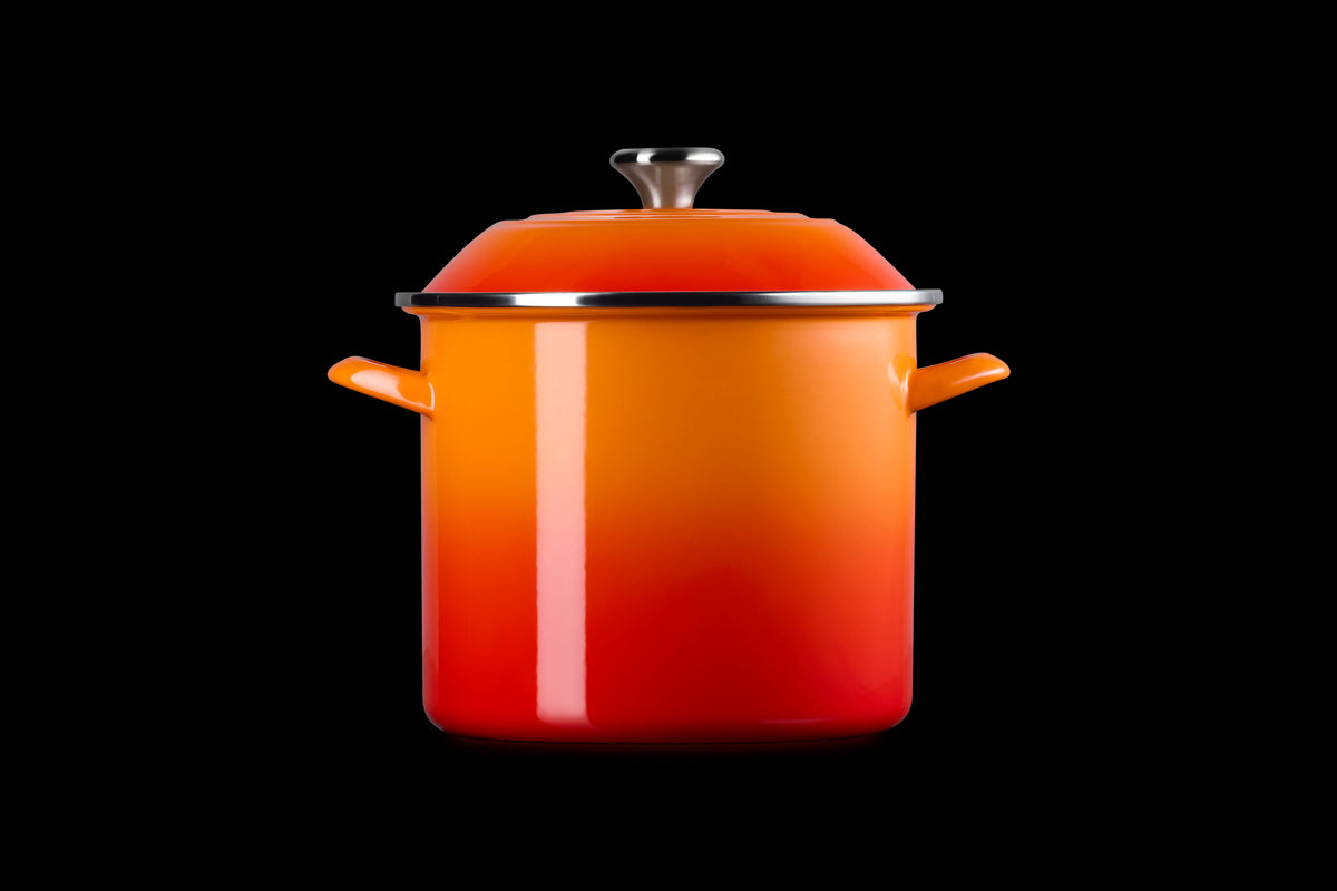 10 qt.Stockpot in Flame