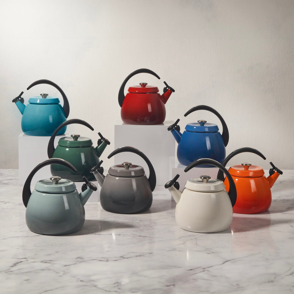 Cloche Kettle in White