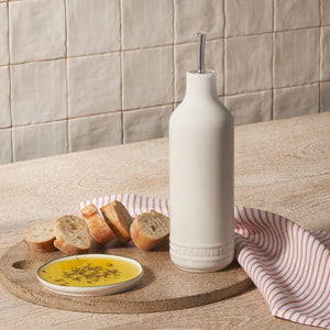 Signature Oil Cruet in White 20 oz