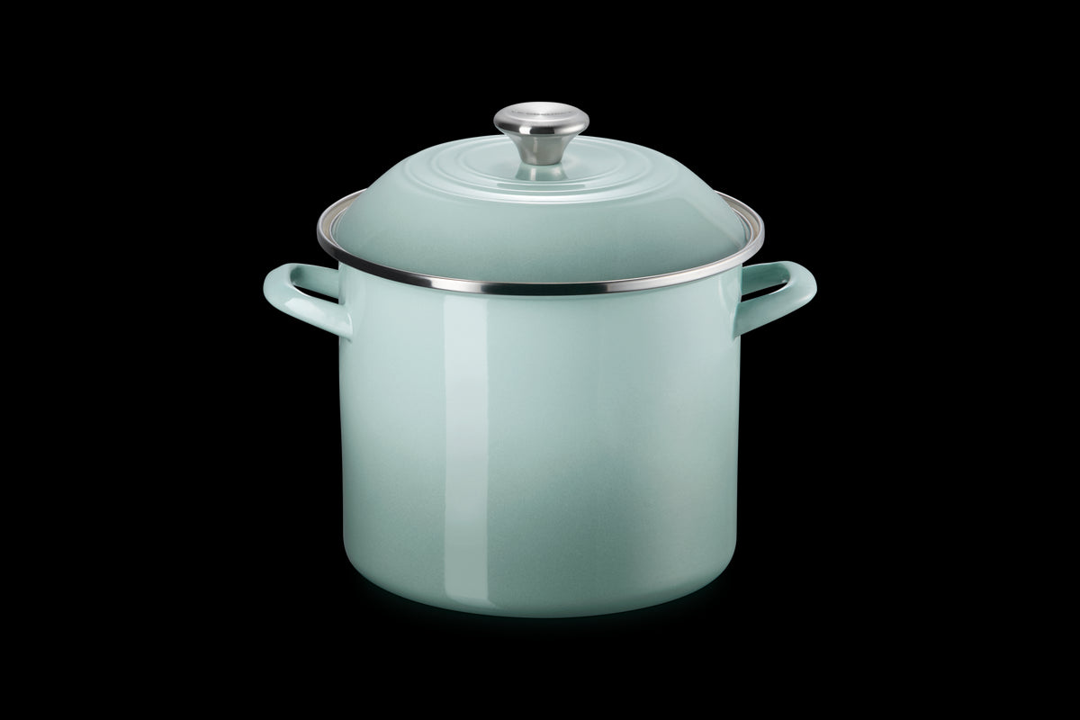 8 qt. Stockpot in Sea Salt