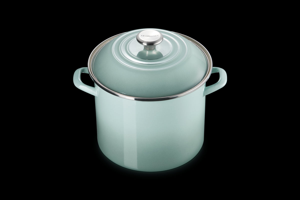 8 qt. Stockpot in Sea Salt