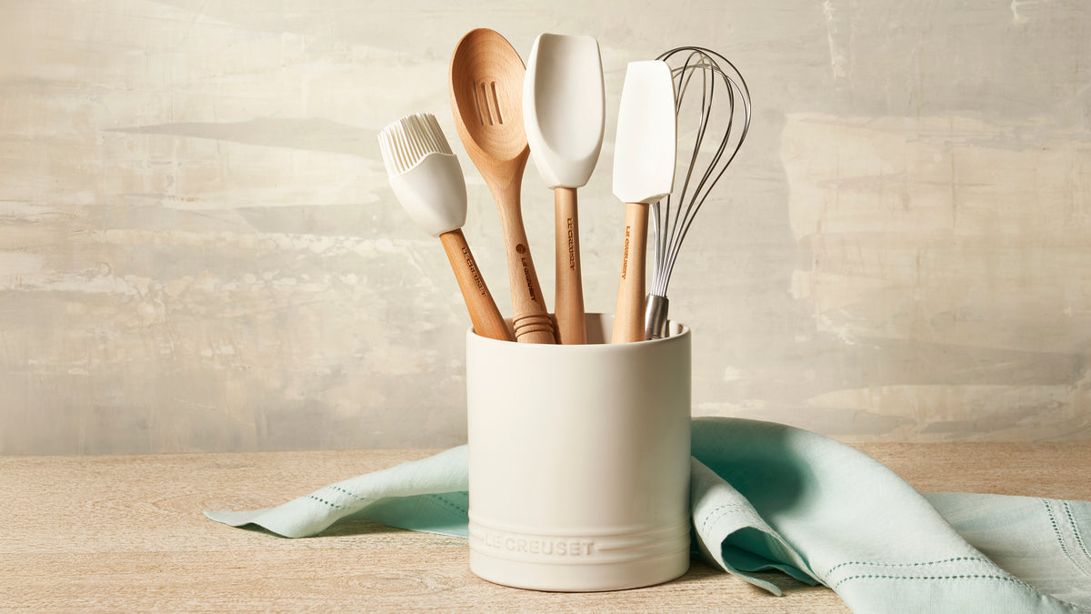 Signature Utensil Crock in White 2.7 qt.