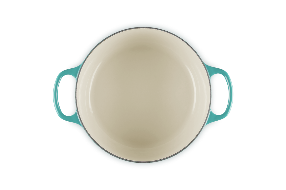 Signature Round Dutch Oven in Riviera 7.25 qt.