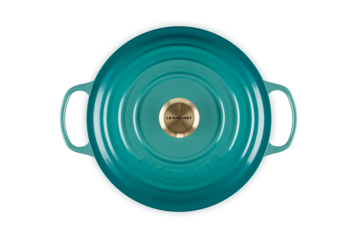 Signature Round Dutch Oven in Riviera 4.5 qt.