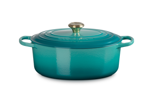 Signature Oval Dutch Oven in Riviera 6.75 qt.