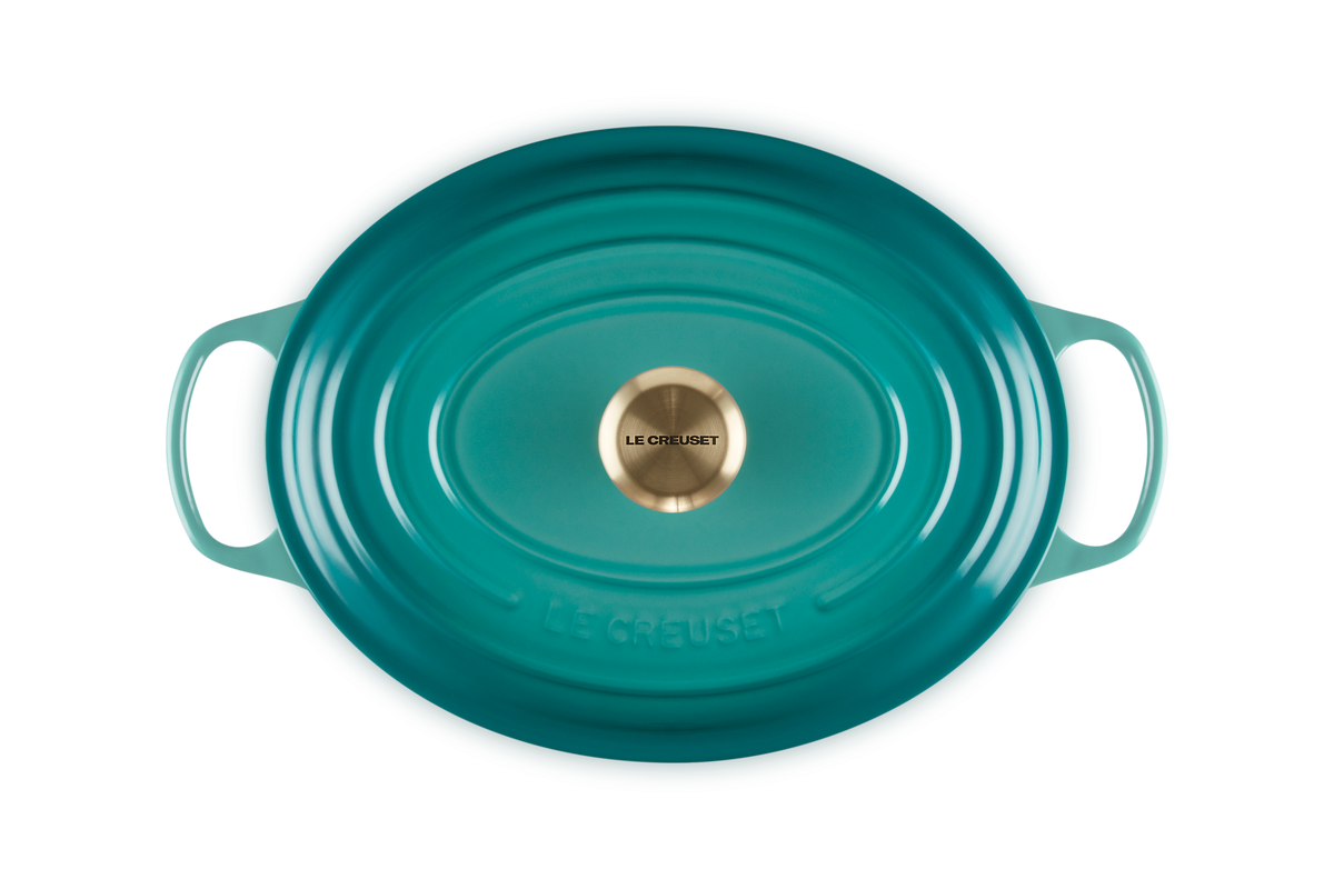 Signature Oval Dutch Oven in Riviera 6.75 qt.