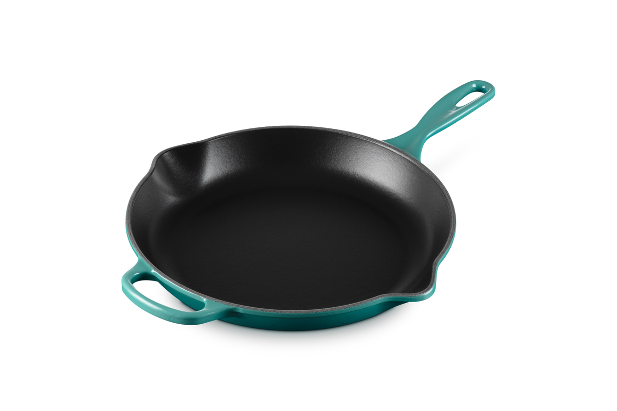 Signature Round Skillet in Riviera 10.25"