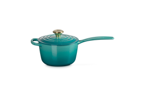 Signature Round Saucepan in Riviera 1.75 qt.