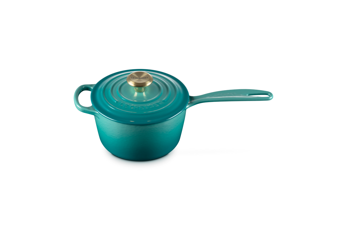 Signature Round Saucepan in Riviera 1.75 qt.