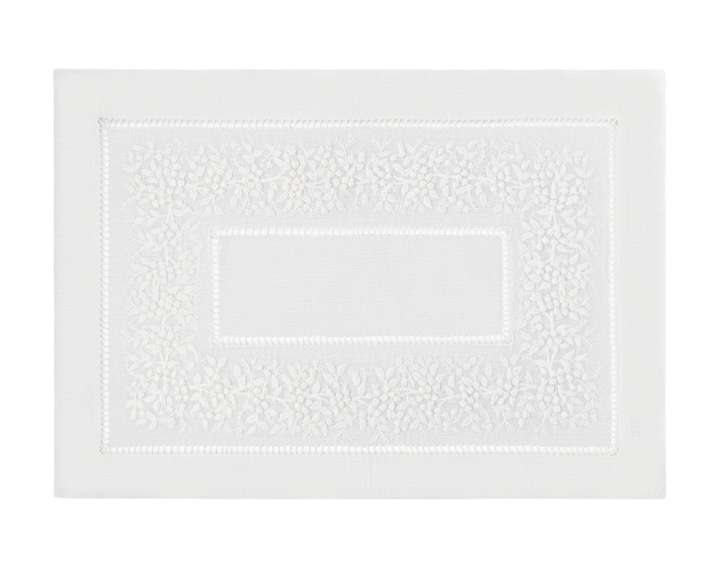 Jardin Classic Linen Placemat in Six Colors