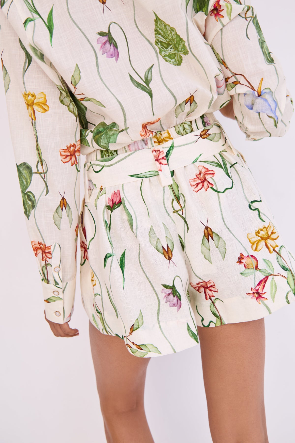 Bennie Shorts in Flora Trail Ivory