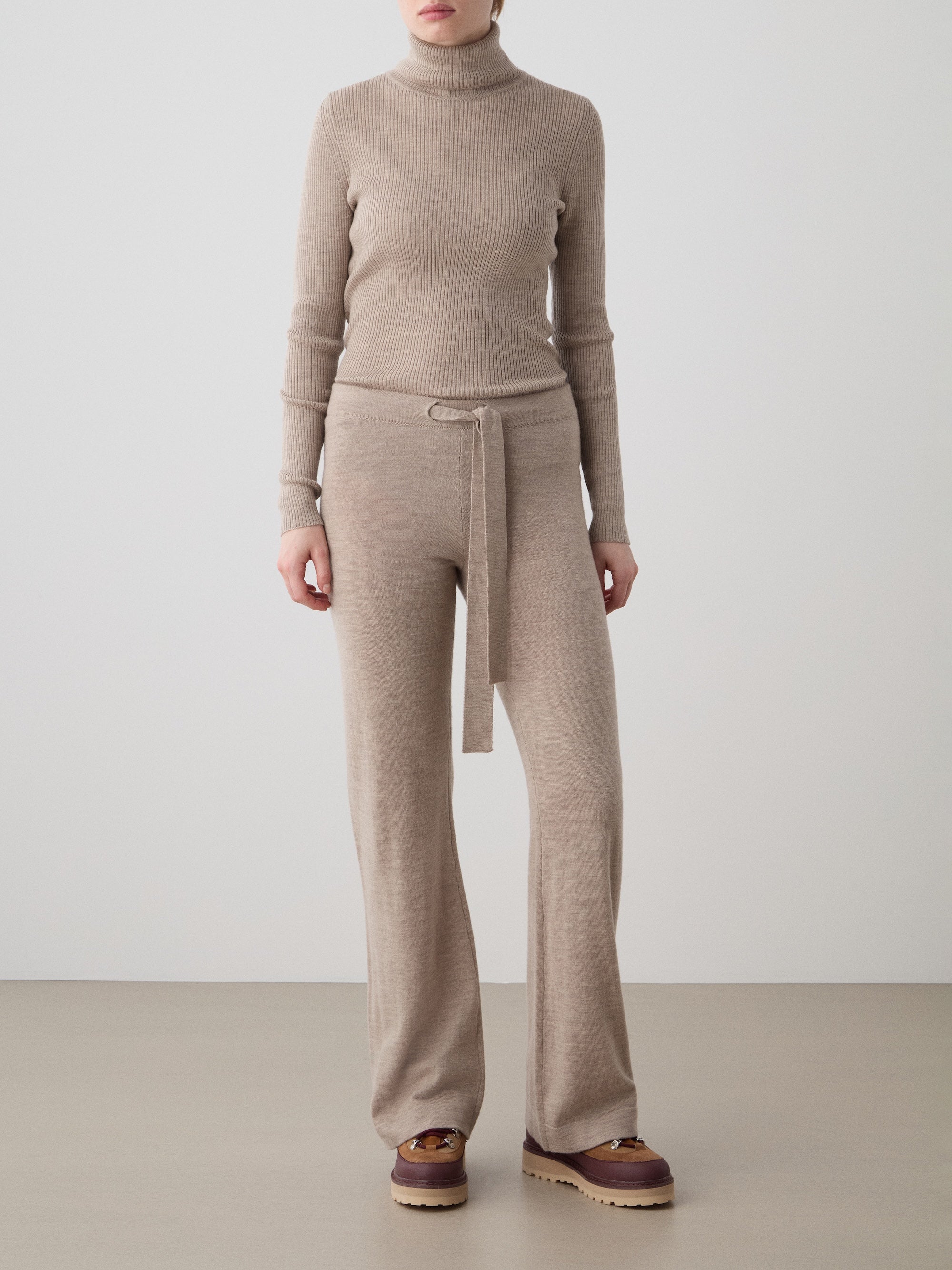 Geilo Belted Pant in Sand