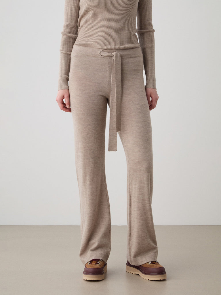 Geilo Belted Pant in Sand