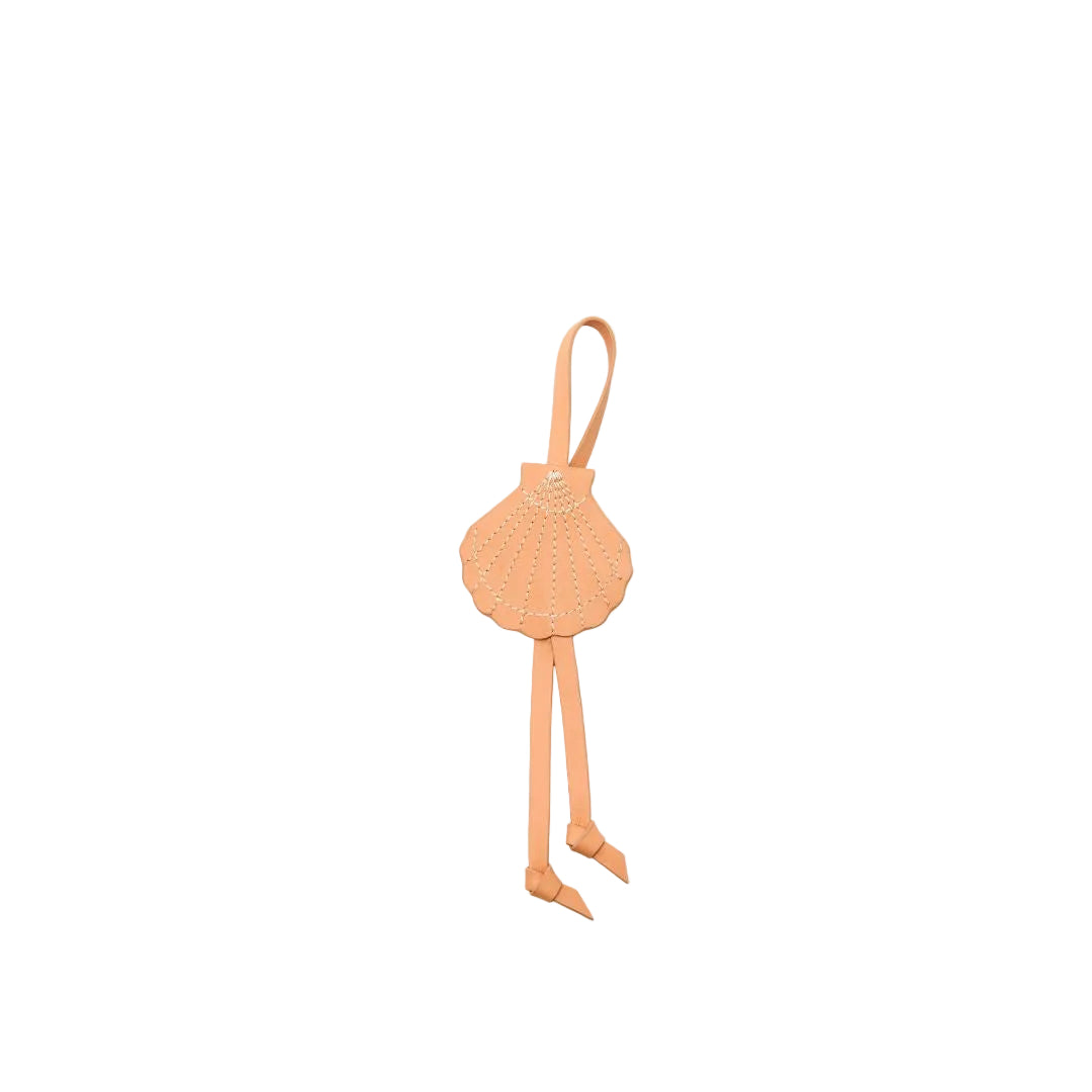 The Shell Bag Charm in Tan