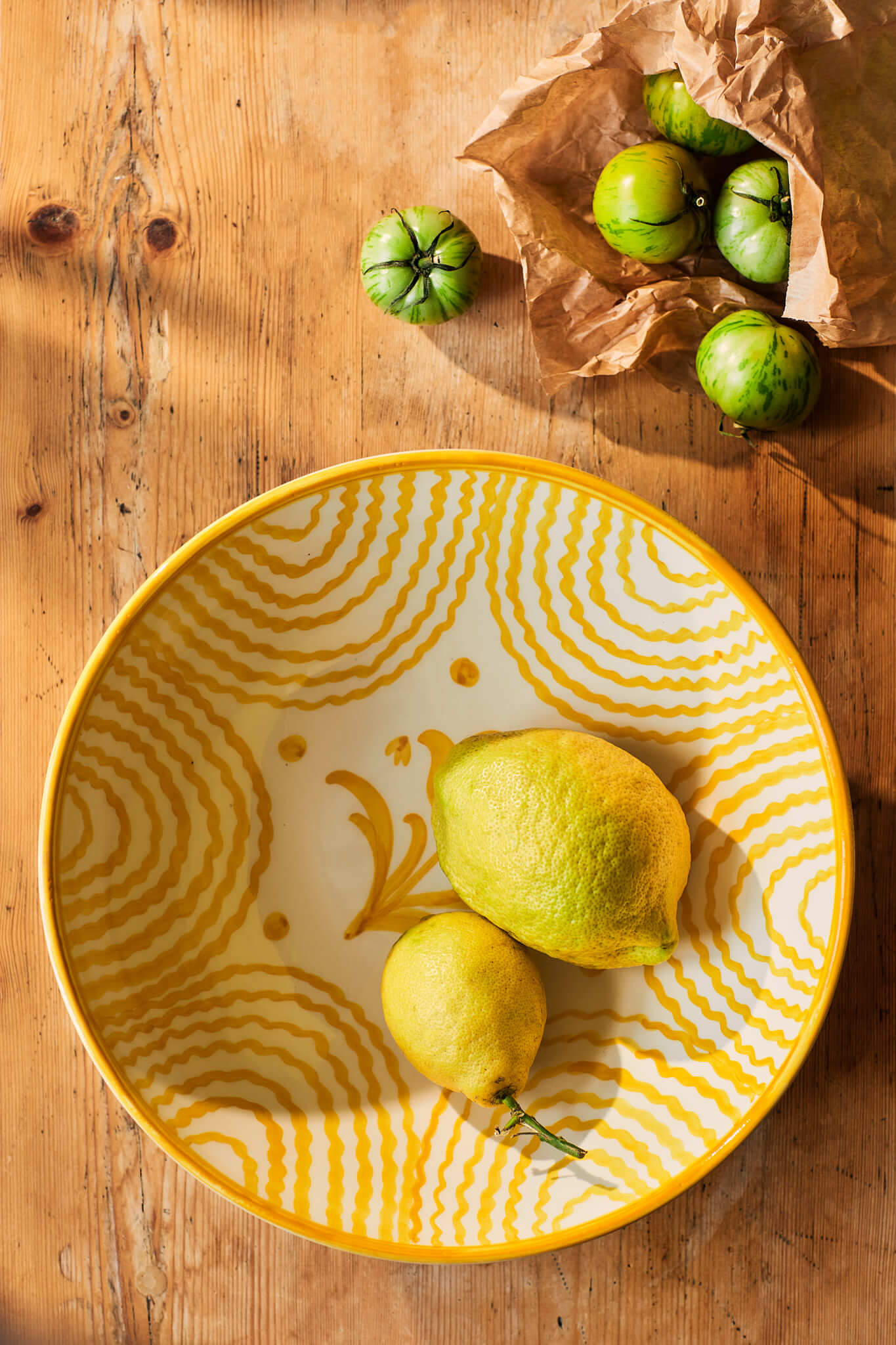 Flor Very Large Yellow Serving Bowl