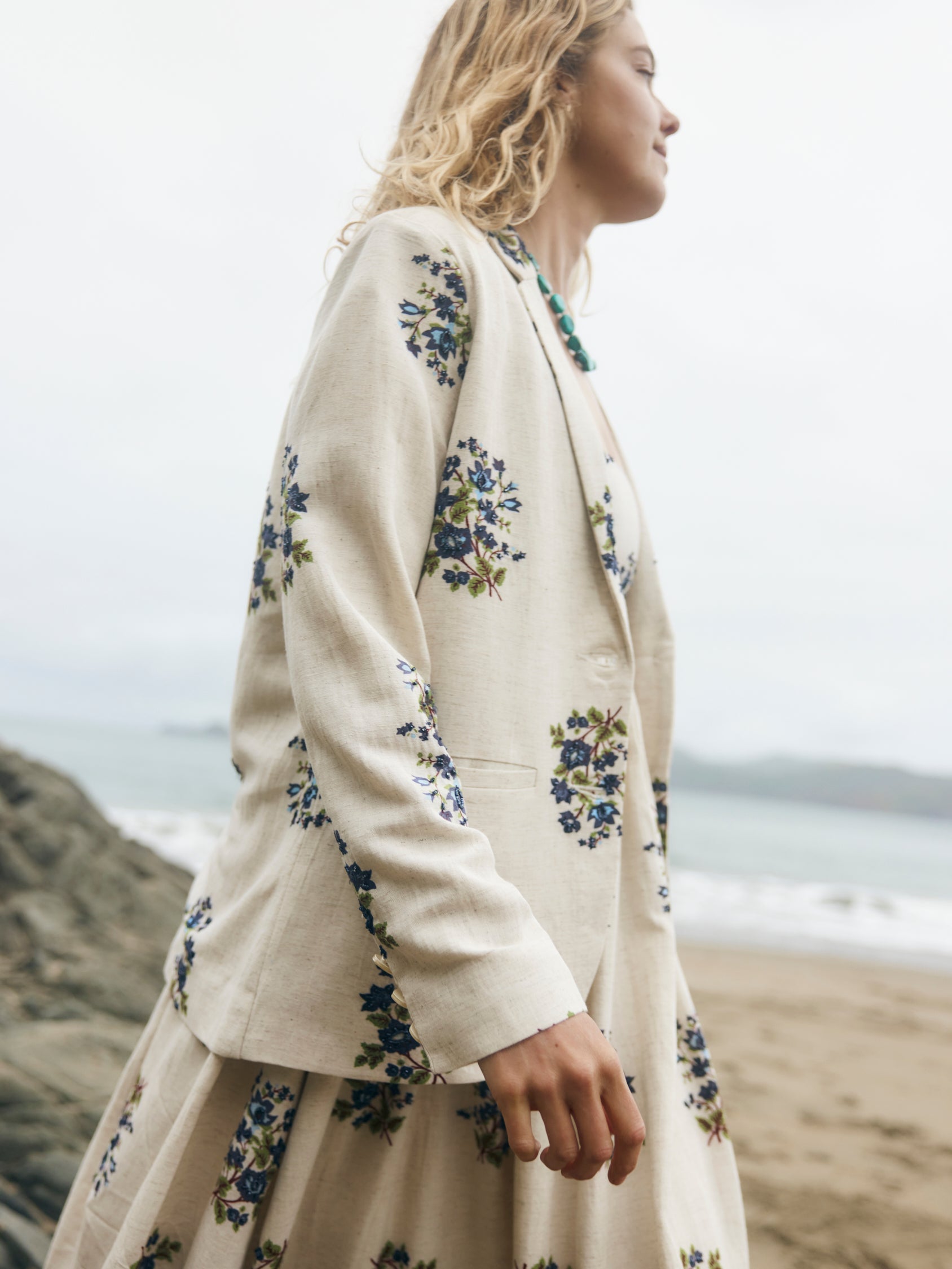 Amber Blazer in Oatmeal Bluesy Beaded Floral