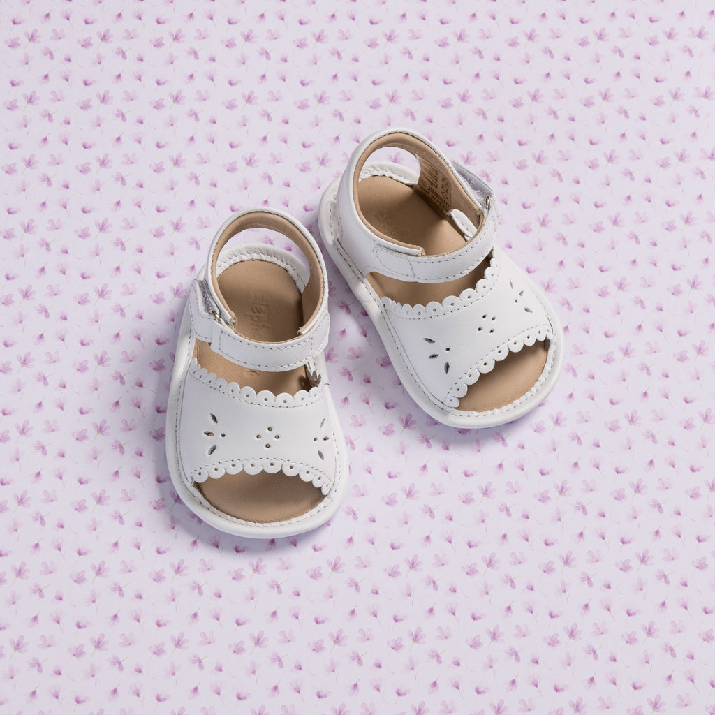Sandal with Scallop White