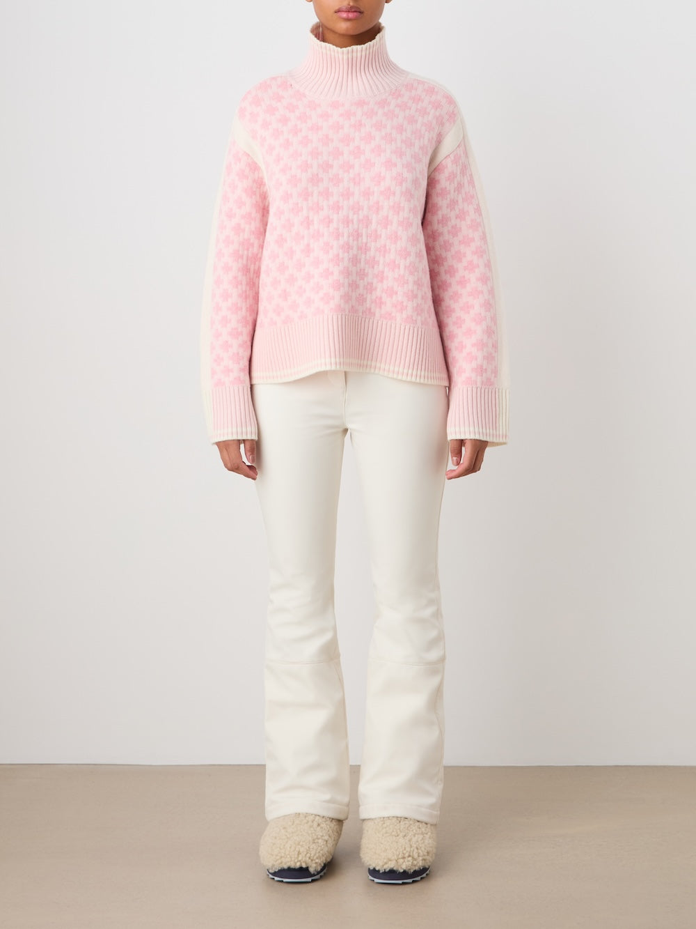Boat Sweater in Pink