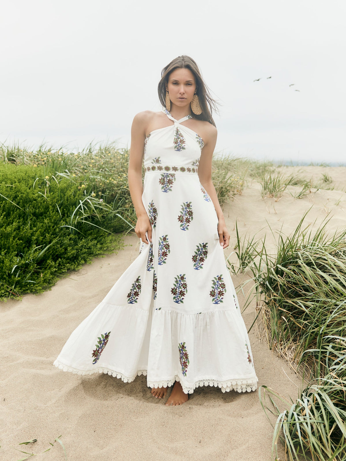 Isabel Dress in White with Bouquets