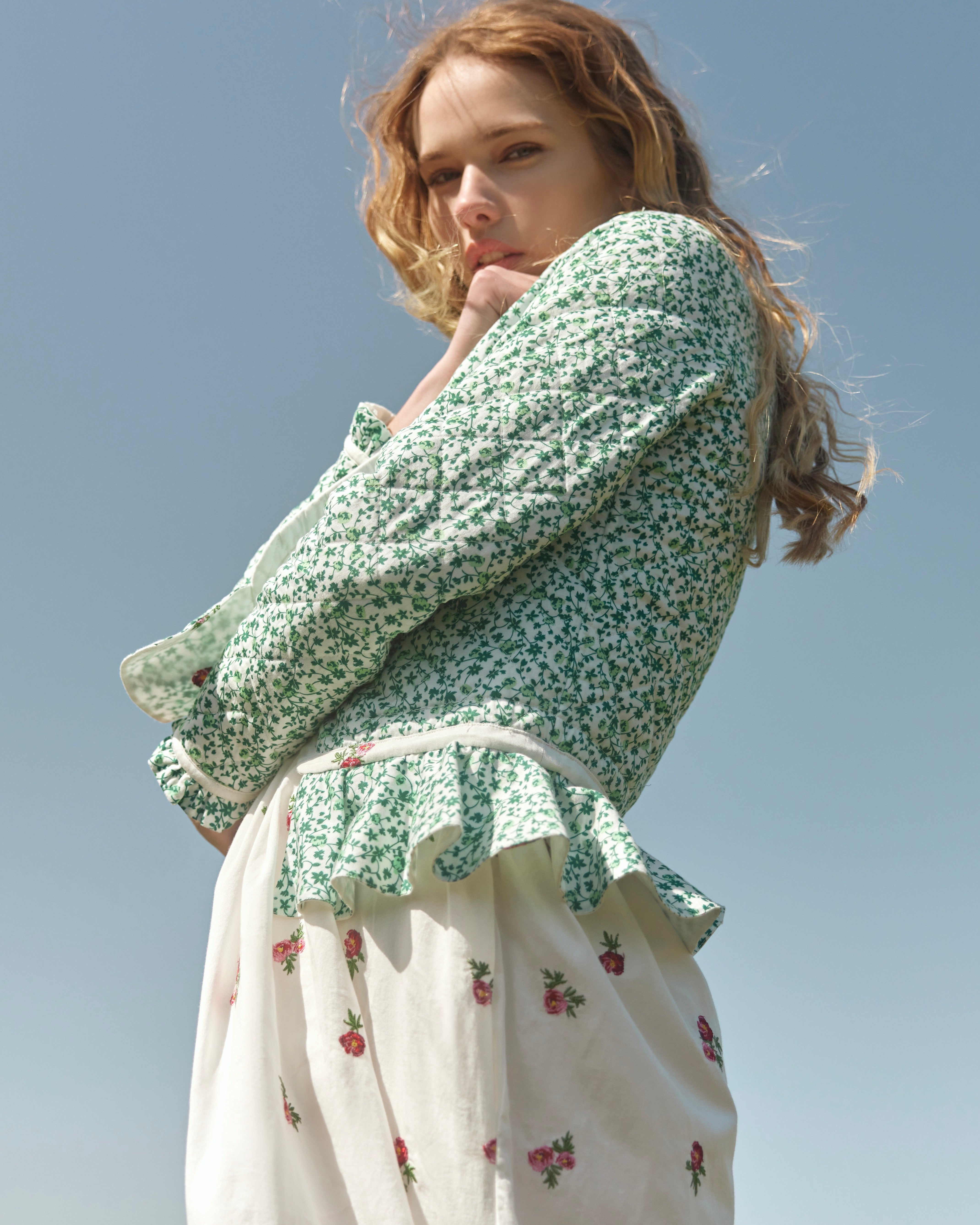 Katie Reversible Jacket in Sugar/Salsa Ditsy Floral Embroidery