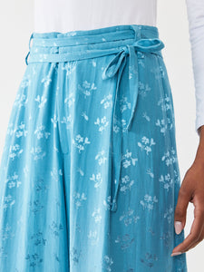 Willow Pant in Frozen Blue Bouquet