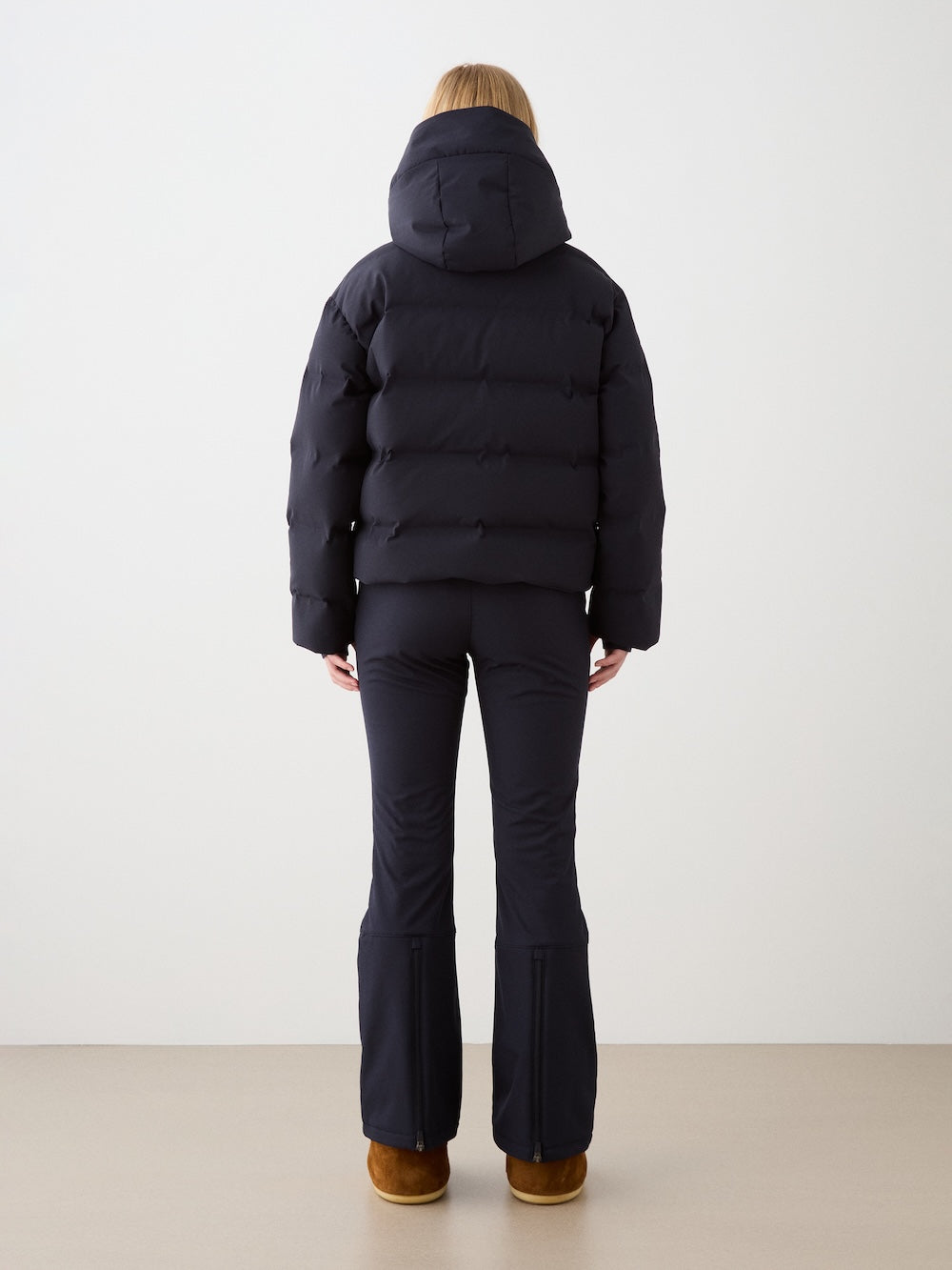 Aurora Ski Jacket in Navy Blue