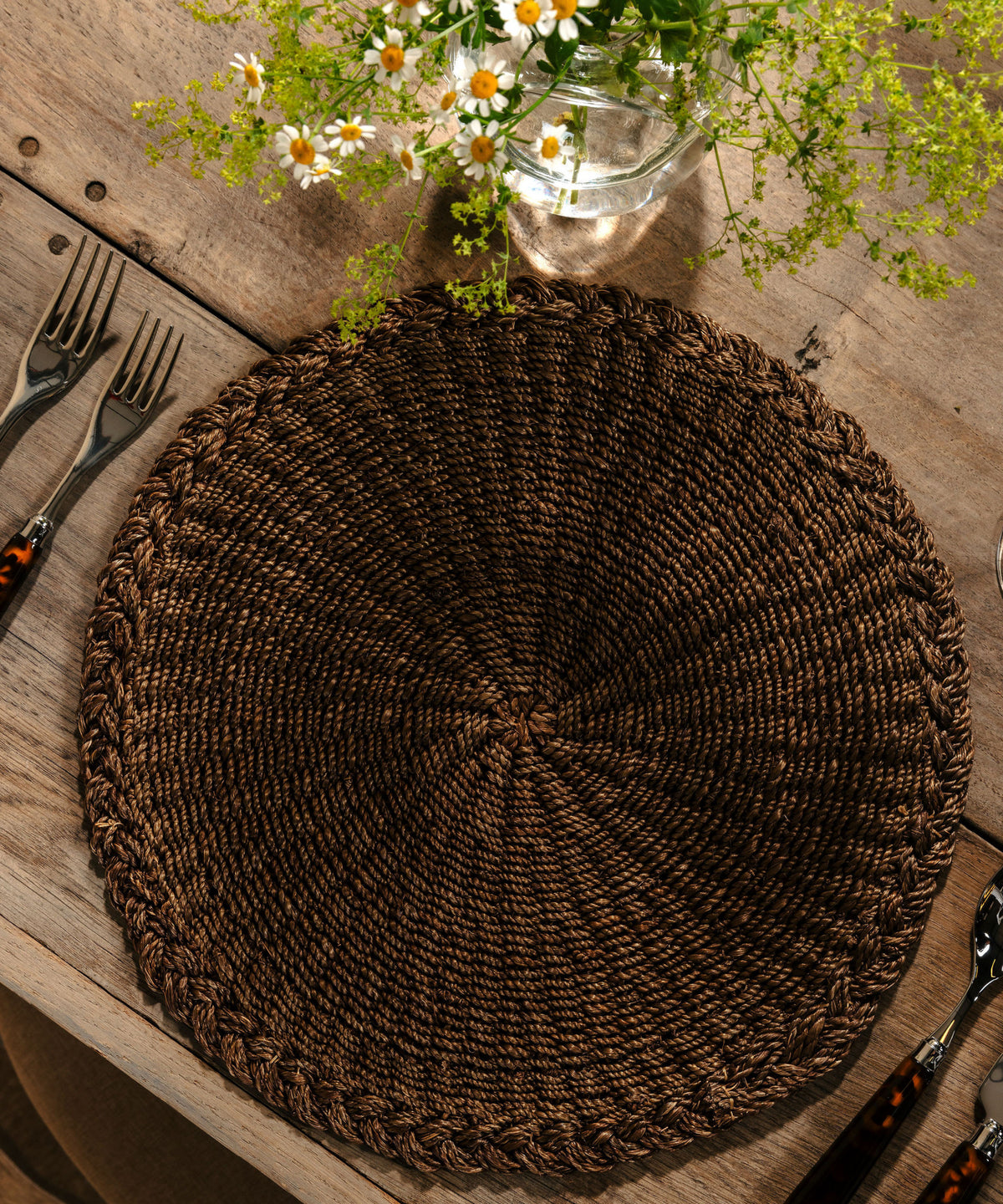 Braided Abaca Placemat in Chocolate