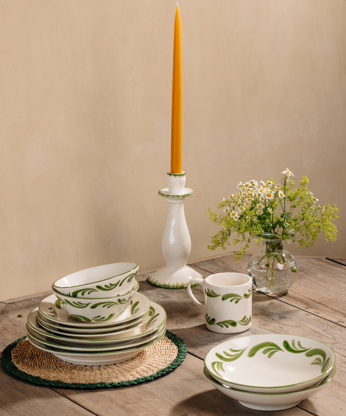 Daisy Candlestick in Leaf Green