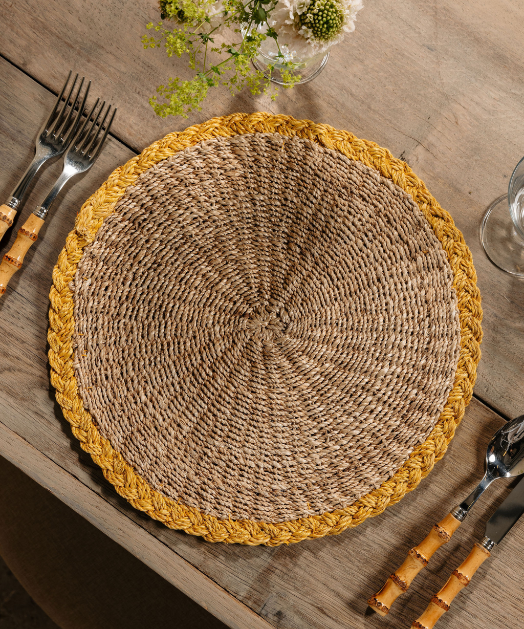 Braided Abaca Placemat in Natural & Straw