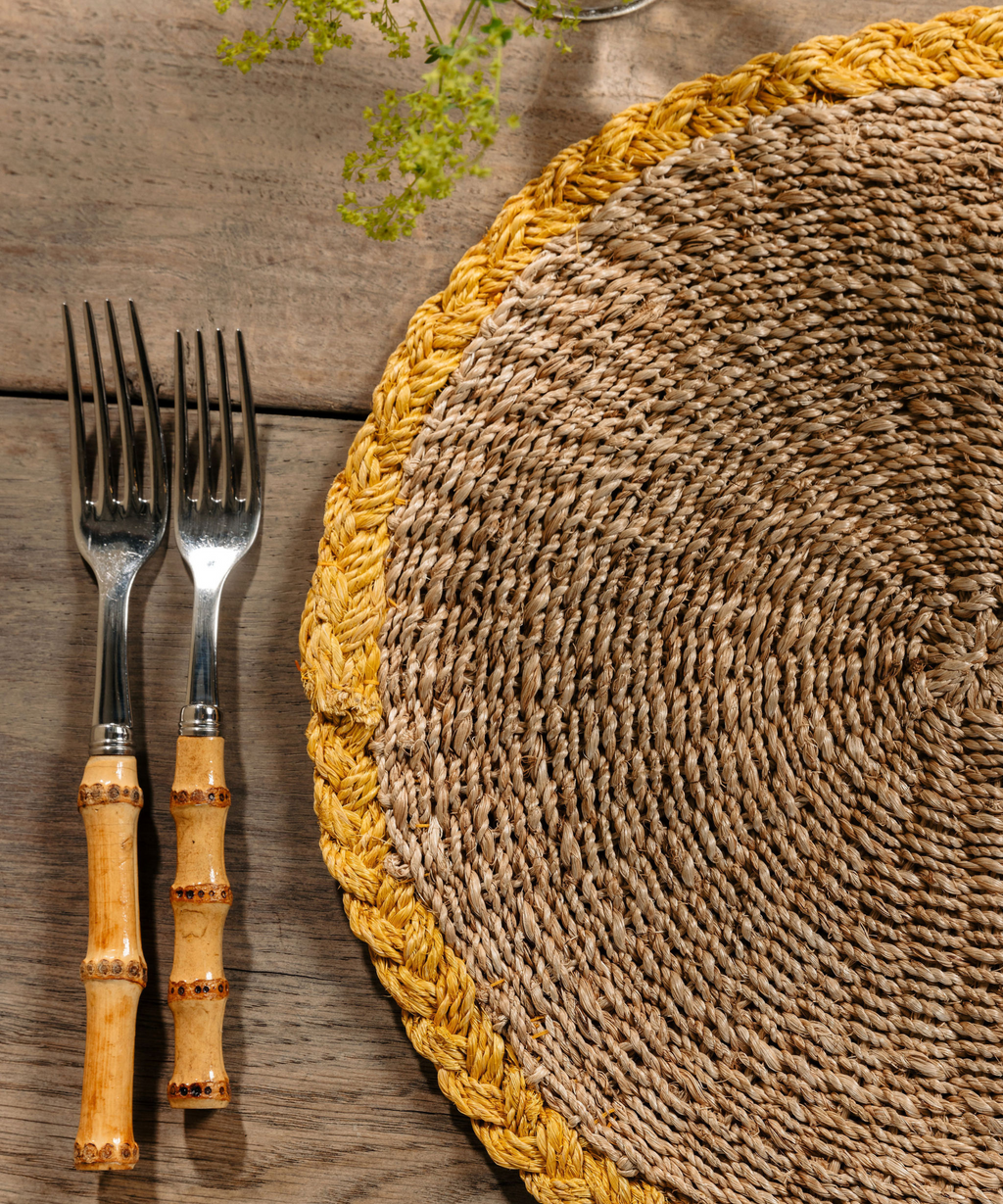 Braided Abaca Placemat in Natural & Straw