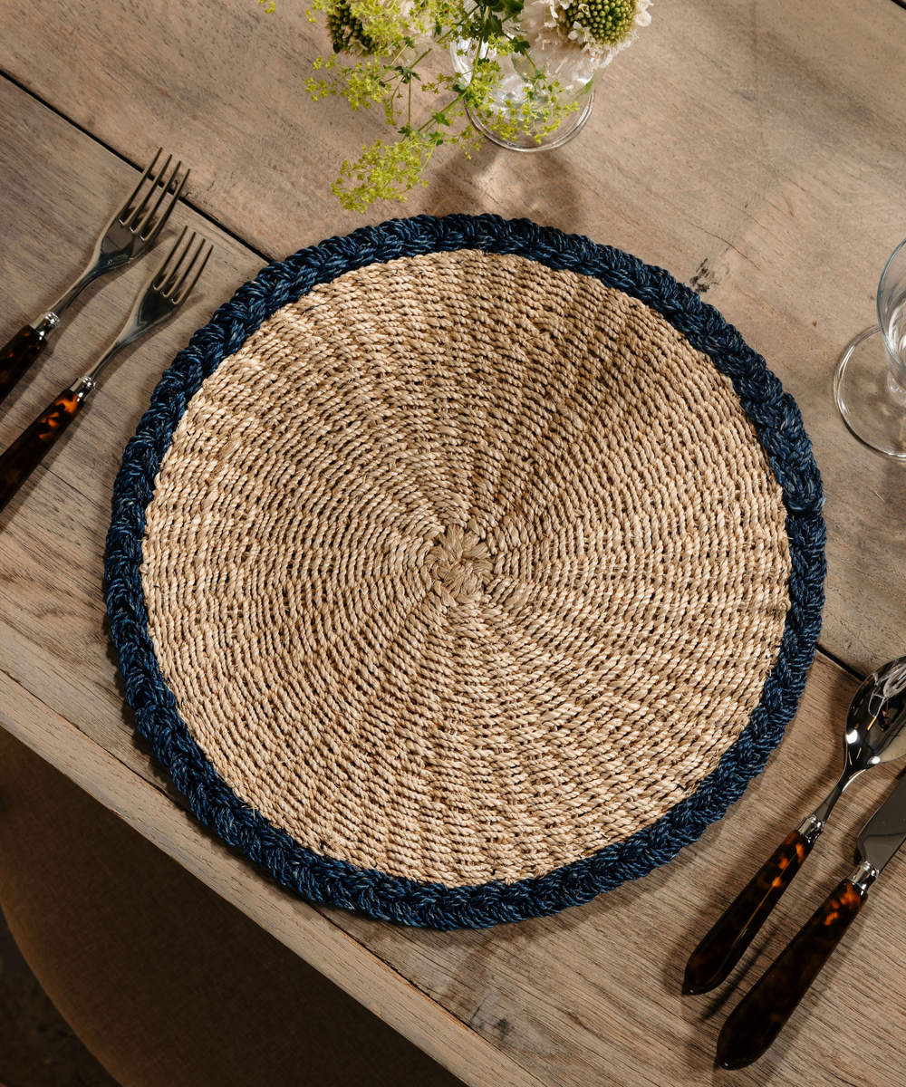 Braided Abaca Placemat in Natural & Navy