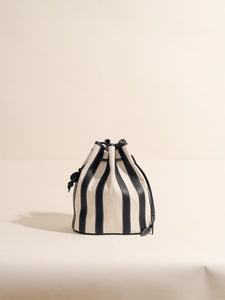 #color_black-stripe-nappa-canvas